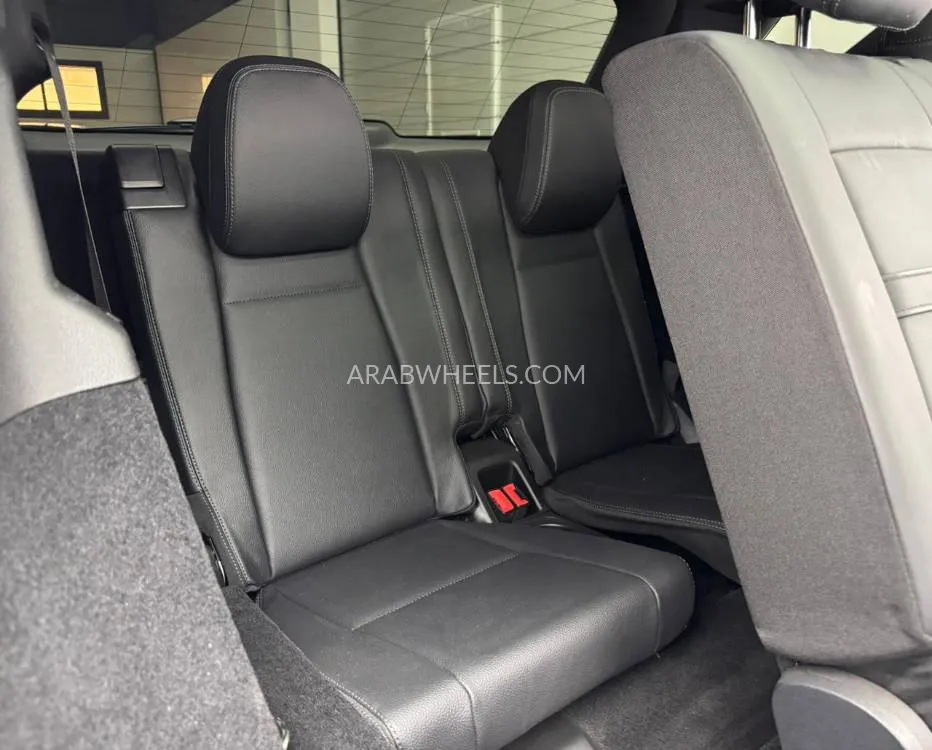 مرسيدس بنز GLE Class 2022 for Sale in دبي Image-11