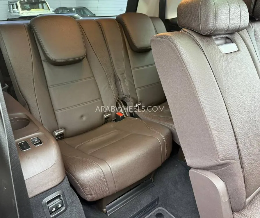 مرسيدس بنز GLE Class 2022 for Sale in دبي Image-19