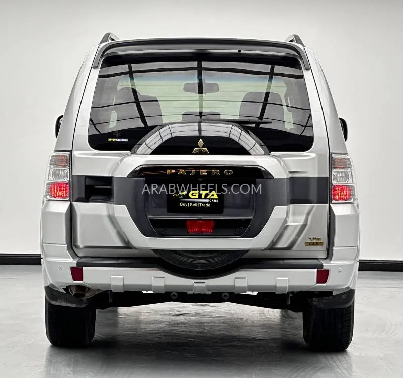 Mitsubishi Pajero 2022 for Sale in Dubai Image-5