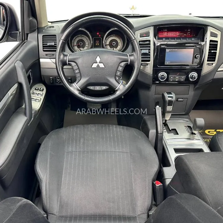 Mitsubishi Pajero 2022 for Sale in Dubai Image-8
