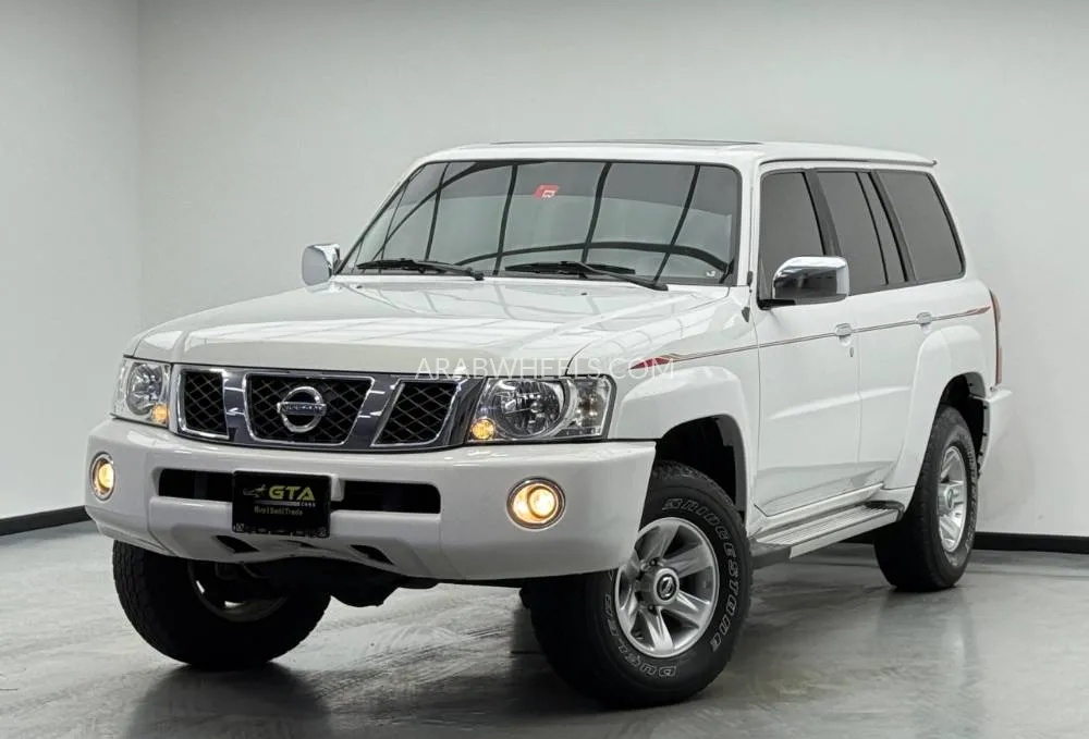 Nissan Patrol 2022 for Sale in Dubai Image-2