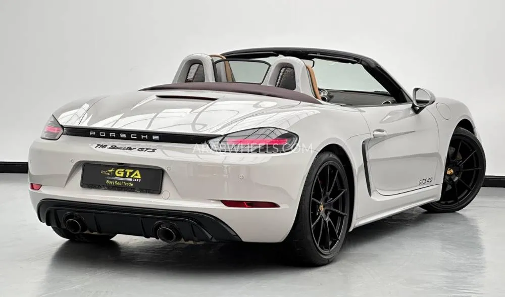 Porsche 718 2023 for Sale in Dubai Image-5