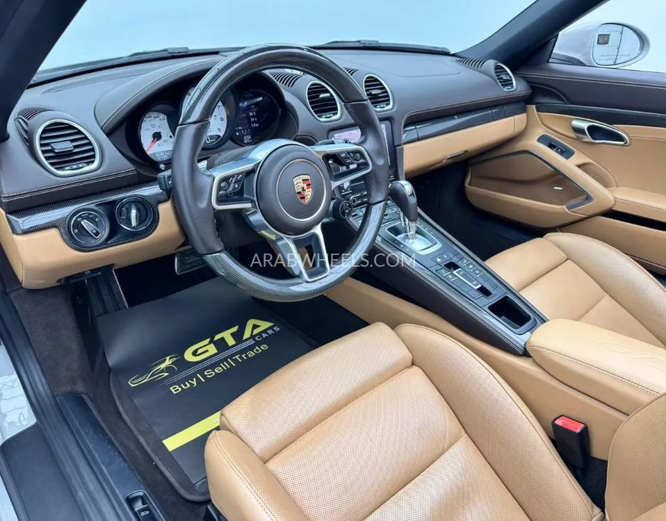 Porsche 718 2023 for Sale in Dubai Image-10