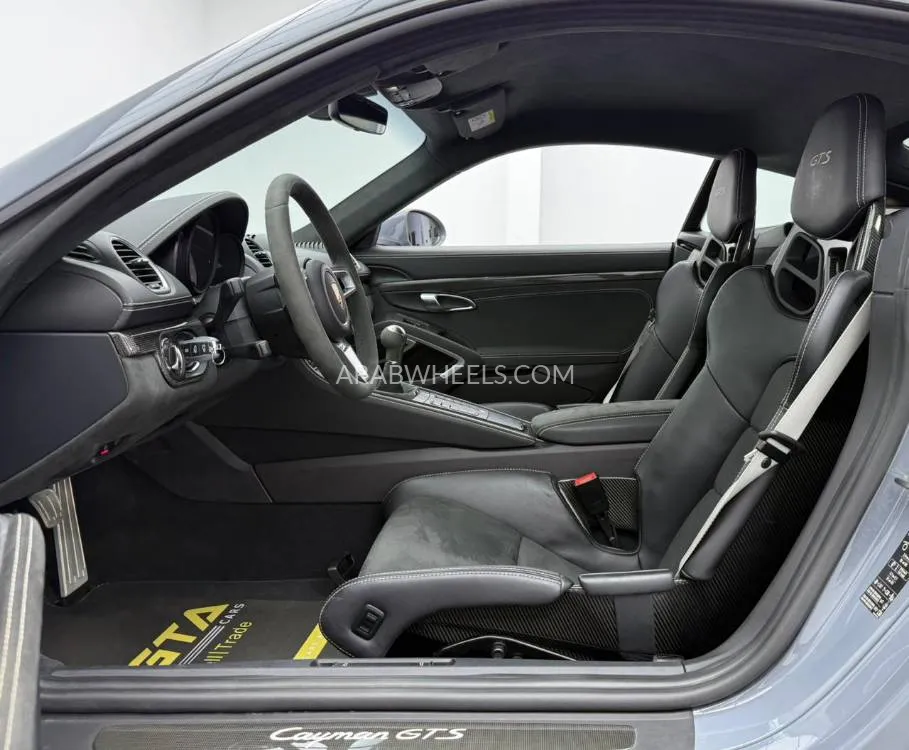 Porsche 718 2024 for Sale in Dubai Image-8