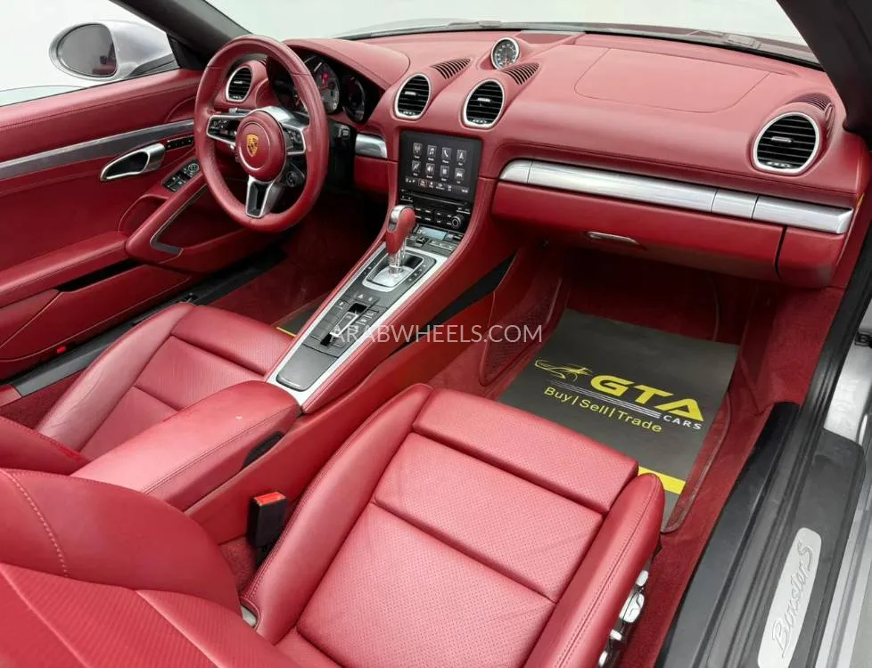 Porsche 718 2019 for Sale in Dubai Image-10