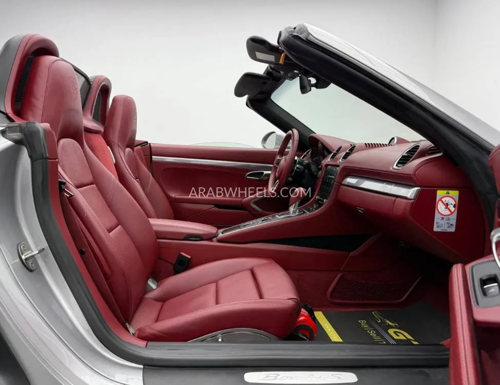 Porsche 718 2019 for Sale in Dubai Image-13