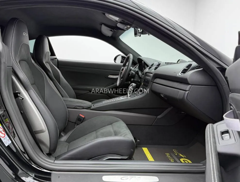 Porsche 718 2023 for Sale in Dubai Image-13