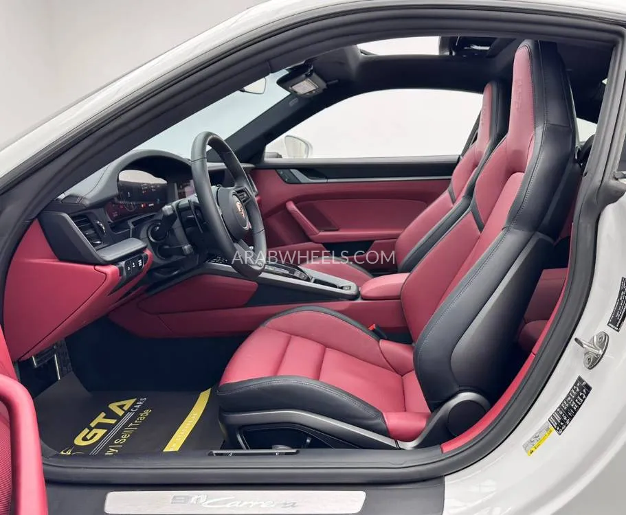 بورشه 911 2025 for Sale in دبي Image-13
