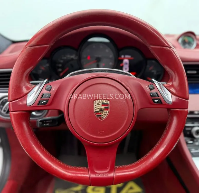 بورشه 911 2014 for Sale in دبي Image-8