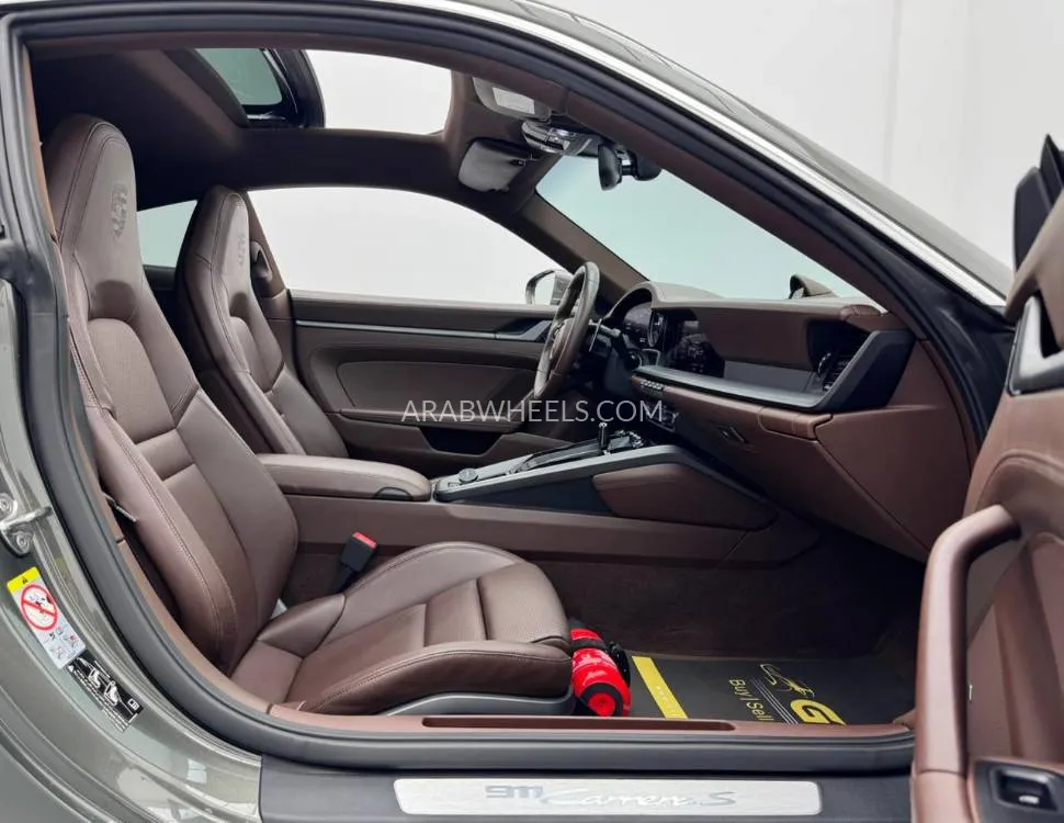 بورشه 911 2020 for Sale in دبي Image-11