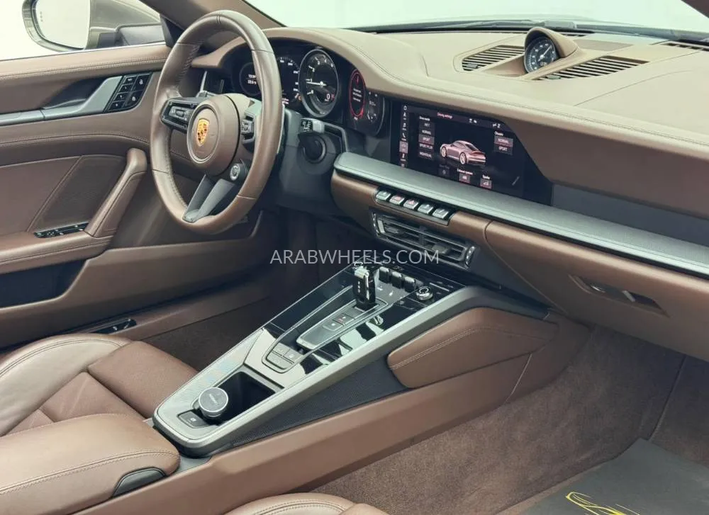 بورشه 911 2020 for Sale in دبي Image-12