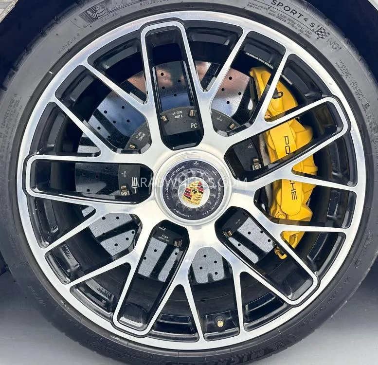 Porsche 911 2015 for Sale in Dubai Image-8