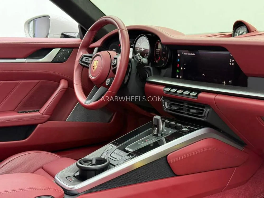 بورشه 911 2023 for Sale in دبي Image-10