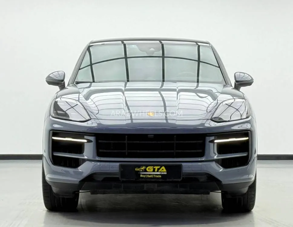 Porsche Cayenne 2024 for Sale in Dubai Image-2