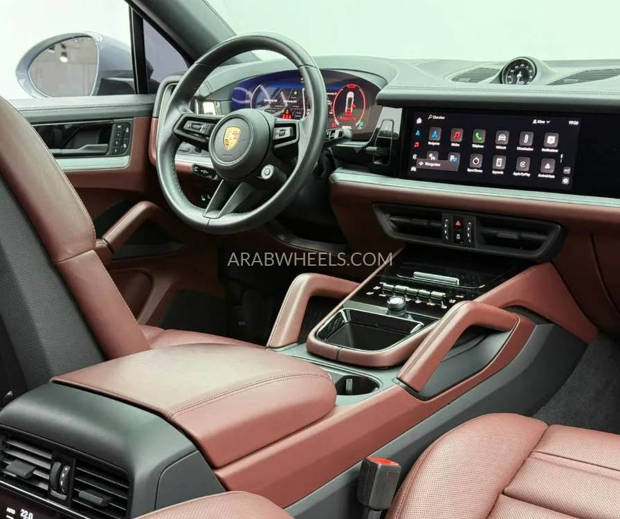 Porsche Cayenne 2024 for Sale in Dubai Image-11