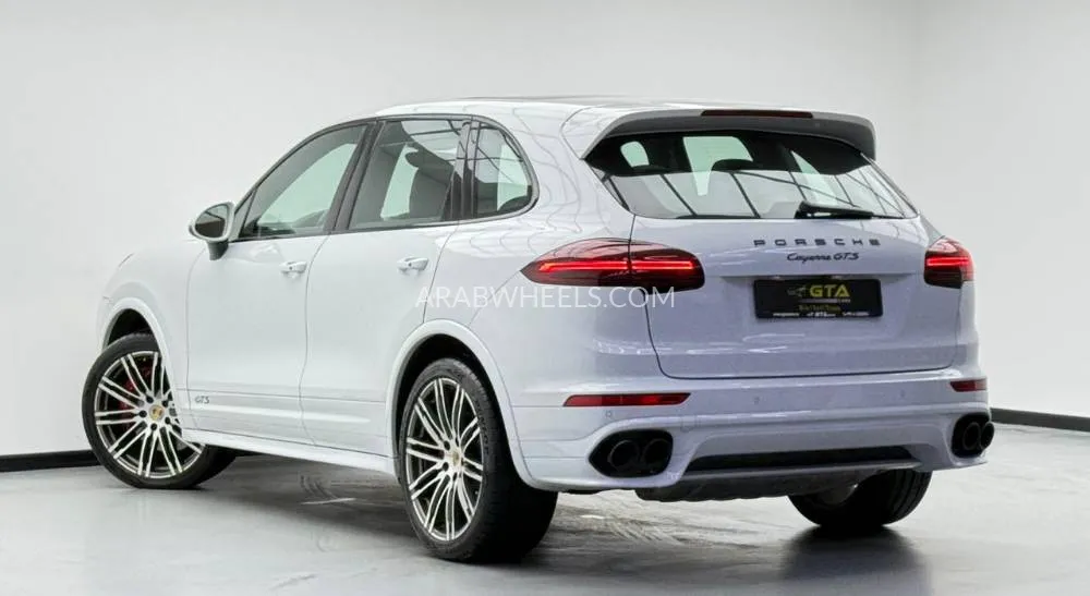 Porsche Cayenne 2016 for Sale in Dubai Image-6