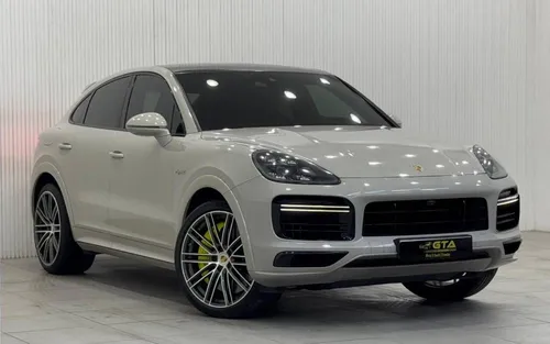 Porsche Cayenne 2021