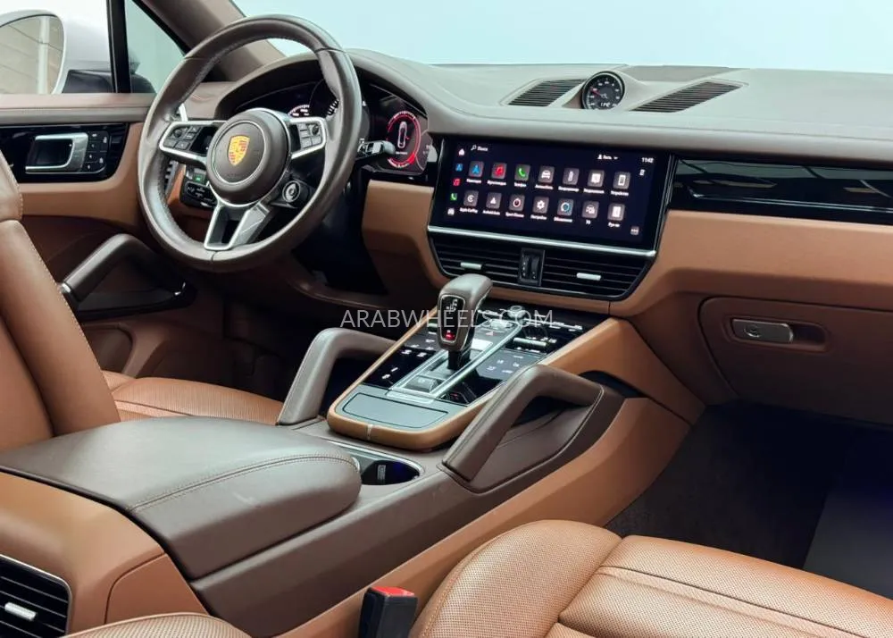 Porsche Cayenne 2022 for Sale in Dubai Image-14