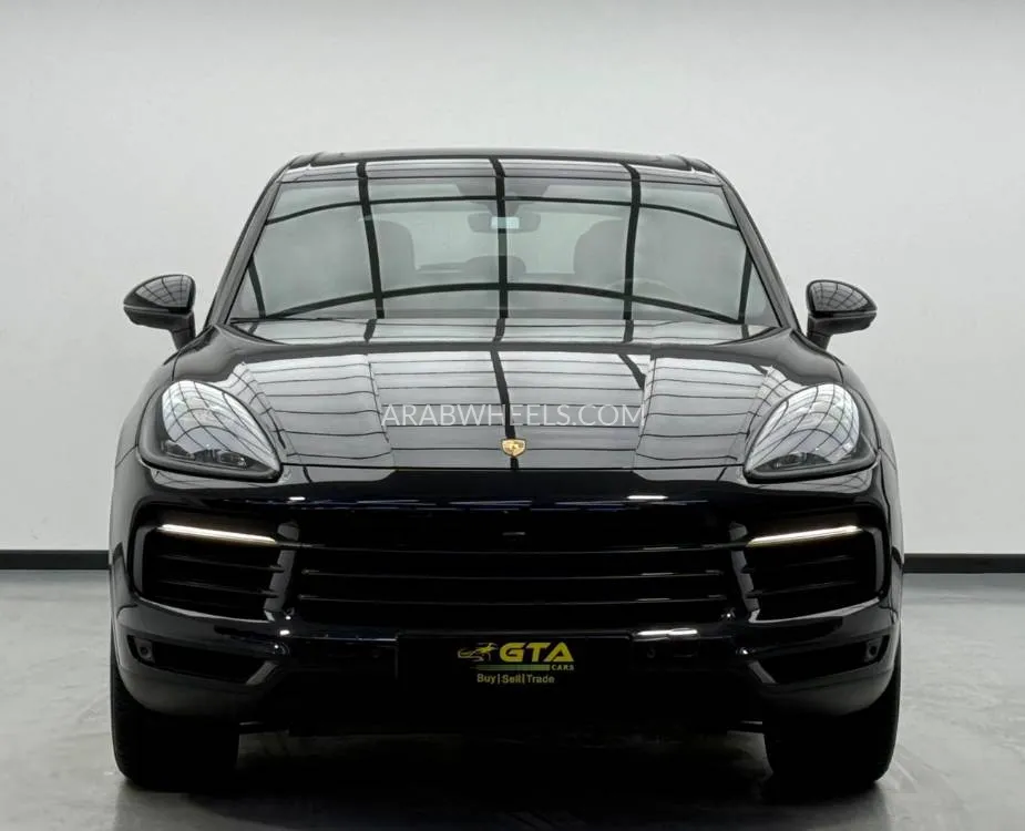 Porsche Cayenne 2018 for Sale in Dubai Image-2