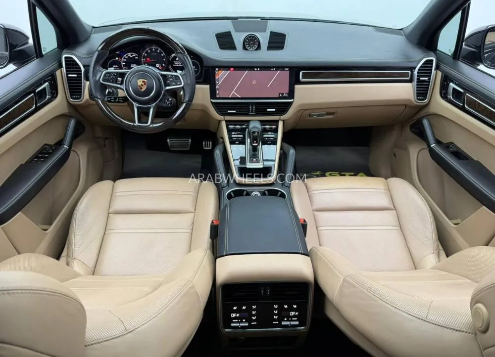 Porsche Cayenne 2018 for Sale in Dubai Image-10