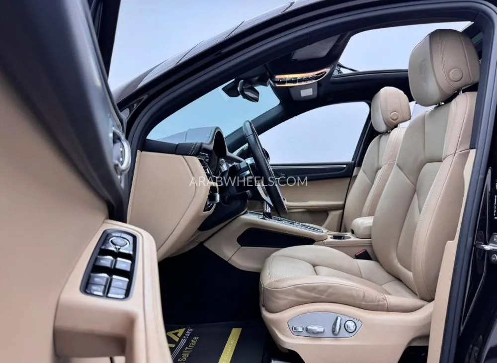 بورشه ماكان 2019 for Sale in دبي Image-11