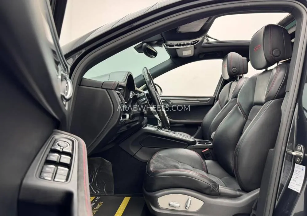 بورشه ماكان 2017 for Sale in دبي Image-11