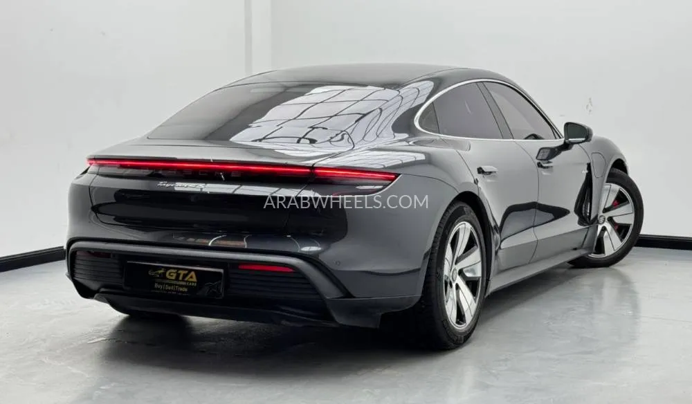 بورشه تايكان 2021 for Sale in دبي Image-4