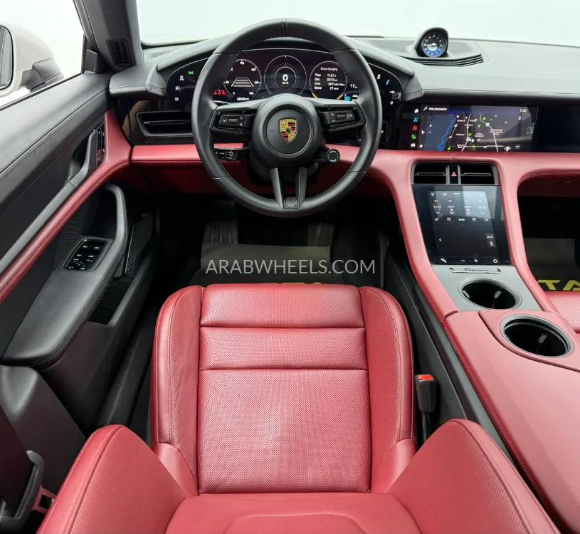 Porsche Taycan 2021 for Sale in Dubai Image-8