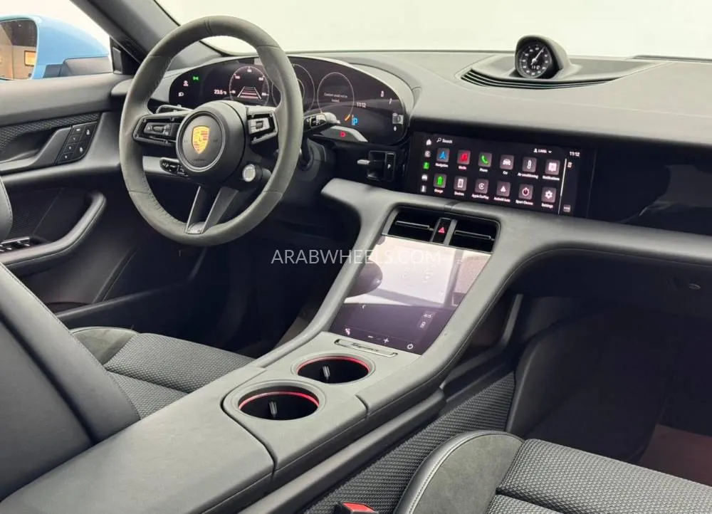 Porsche Taycan 2023 for Sale in Dubai Image-13