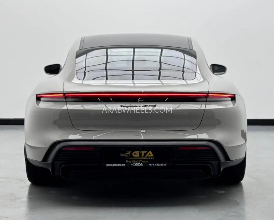 بورشه تايكان 2023 for Sale in دبي Image-5