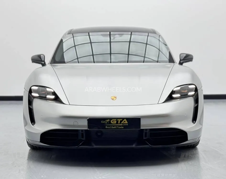 Porsche Taycan 2021 for Sale in Dubai Image-2