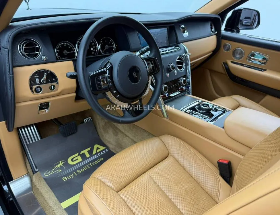 Rolls Royce Cullinan 2022 for Sale in Dubai Image-13