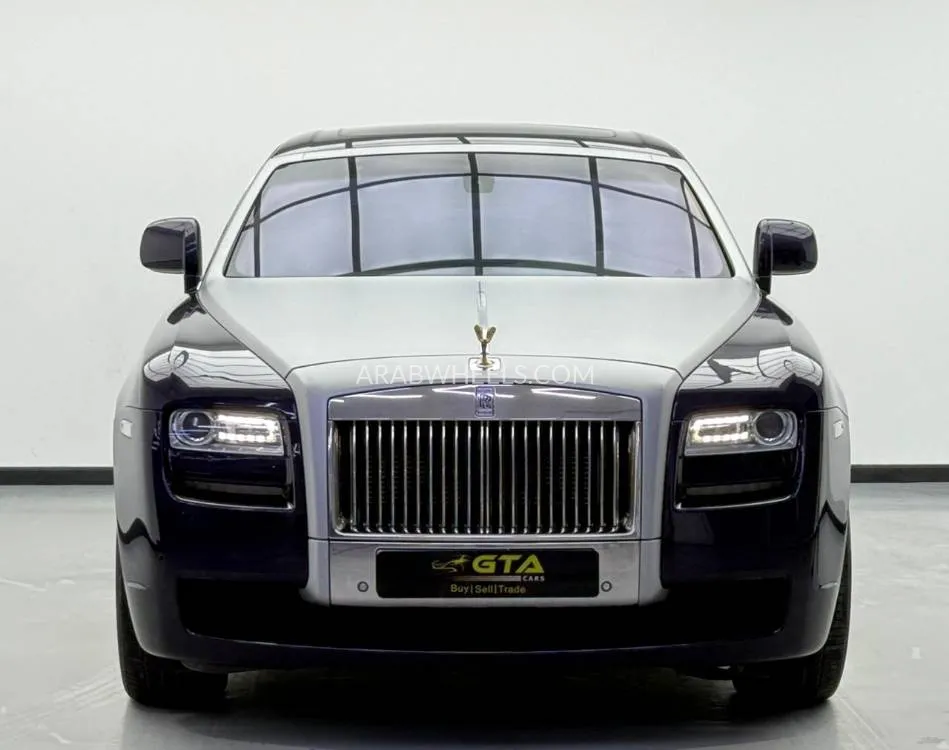 Rolls Royce Ghost 2010 for Sale in Dubai Image-2
