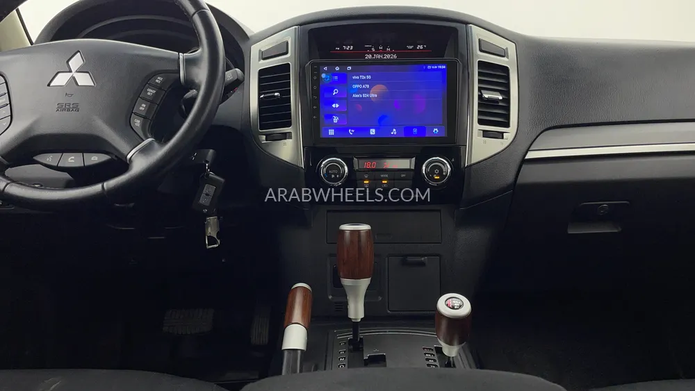 Mitsubishi Pajero 2017 for Sale in Dubai Image-14