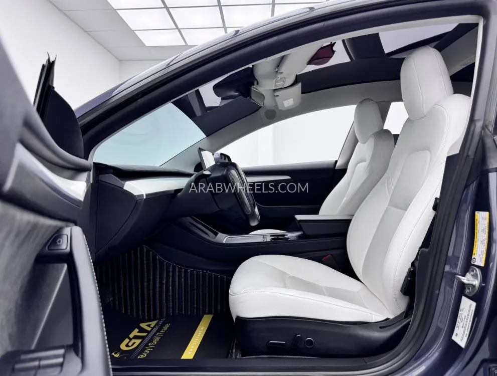 تسلا موديل 3 2023 for Sale in دبي Image-13