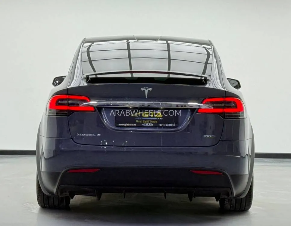 Tesla Model X 2019 for Sale in Dubai Image-4