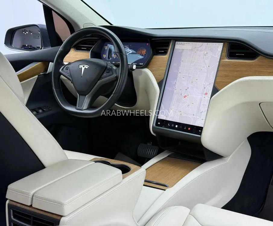 Tesla Model X 2019 for Sale in Dubai Image-12