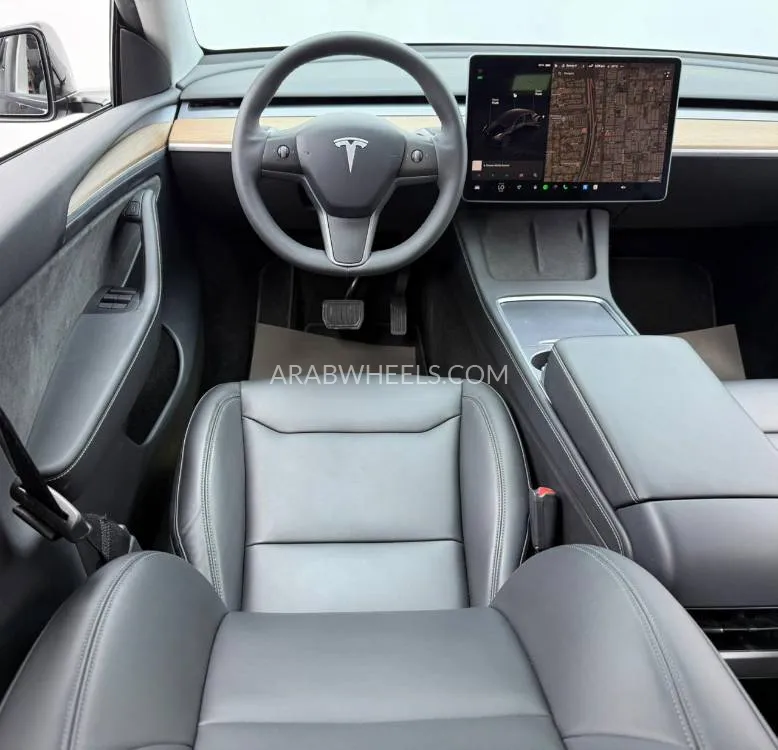 Tesla Model Y 2024 for Sale in Dubai Image-14