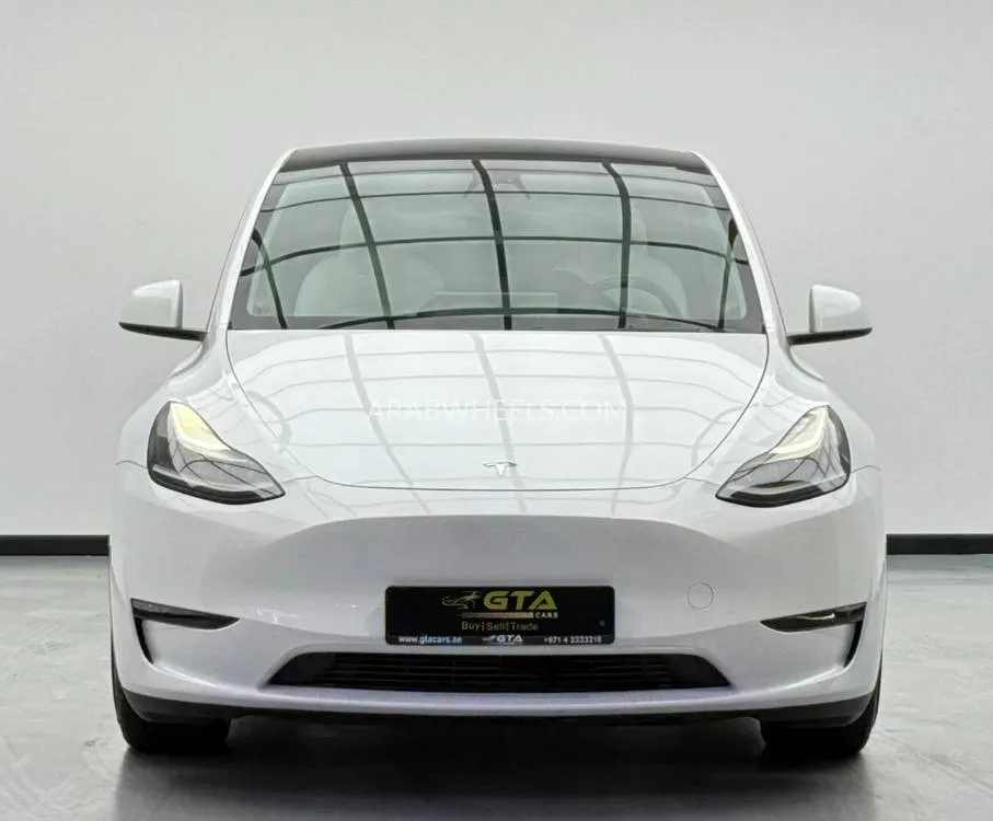 Tesla Model Y 2023 for Sale in Dubai Image-2