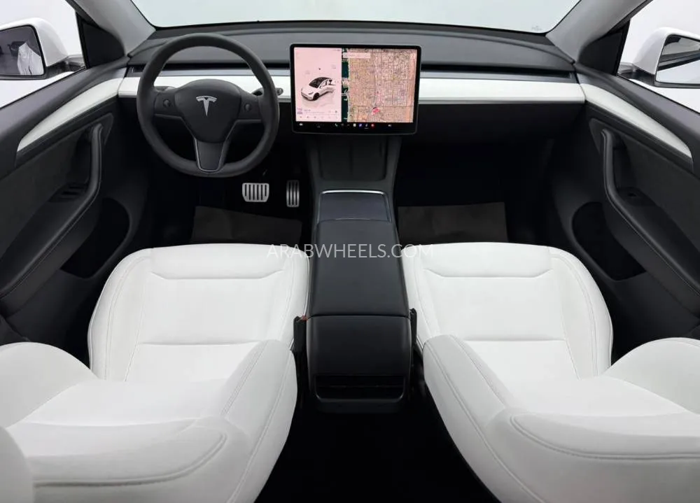 Tesla Model Y 2023 for Sale in Dubai Image-13