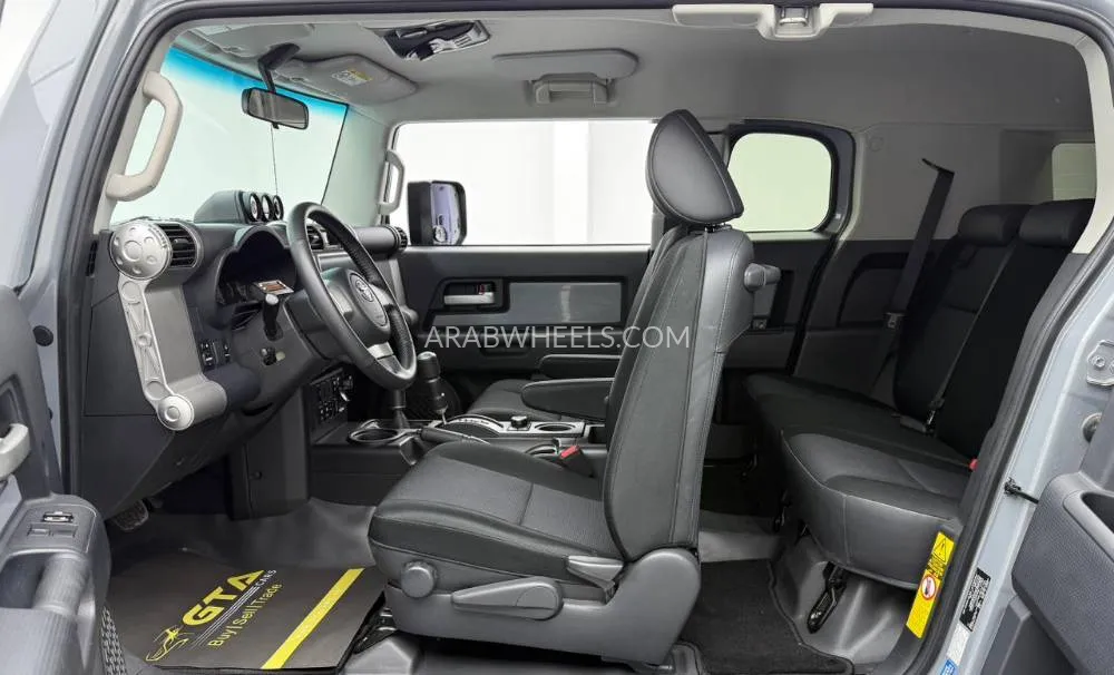 Toyota FJ Cruiser 2021 for Sale in Dubai Image-16