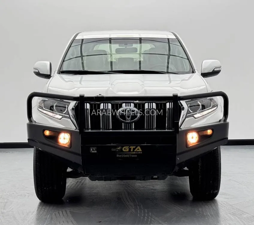 Toyota Land Cruiser Prado 2018 for Sale in Dubai Image-2