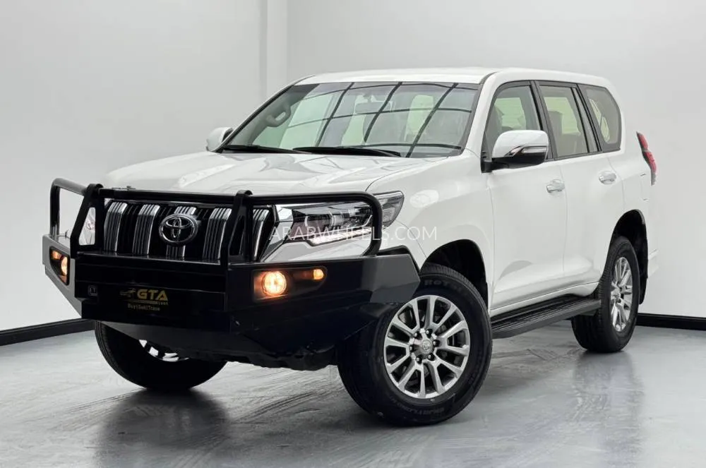 Toyota Land Cruiser Prado 2018 for Sale in Dubai Image-3
