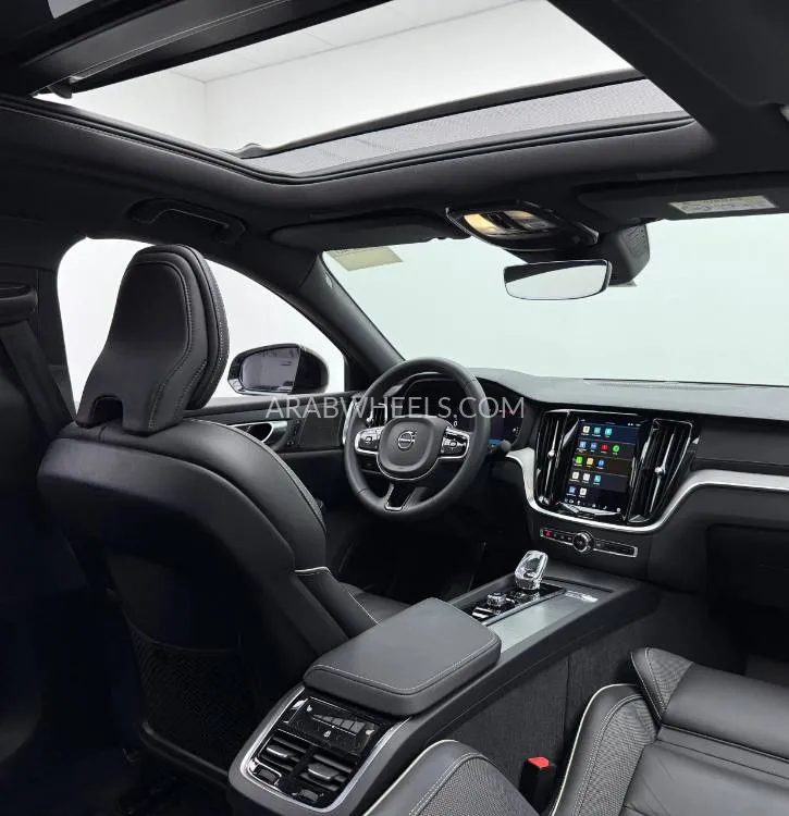 Volvo S60 2024 for Sale in Dubai Image-11