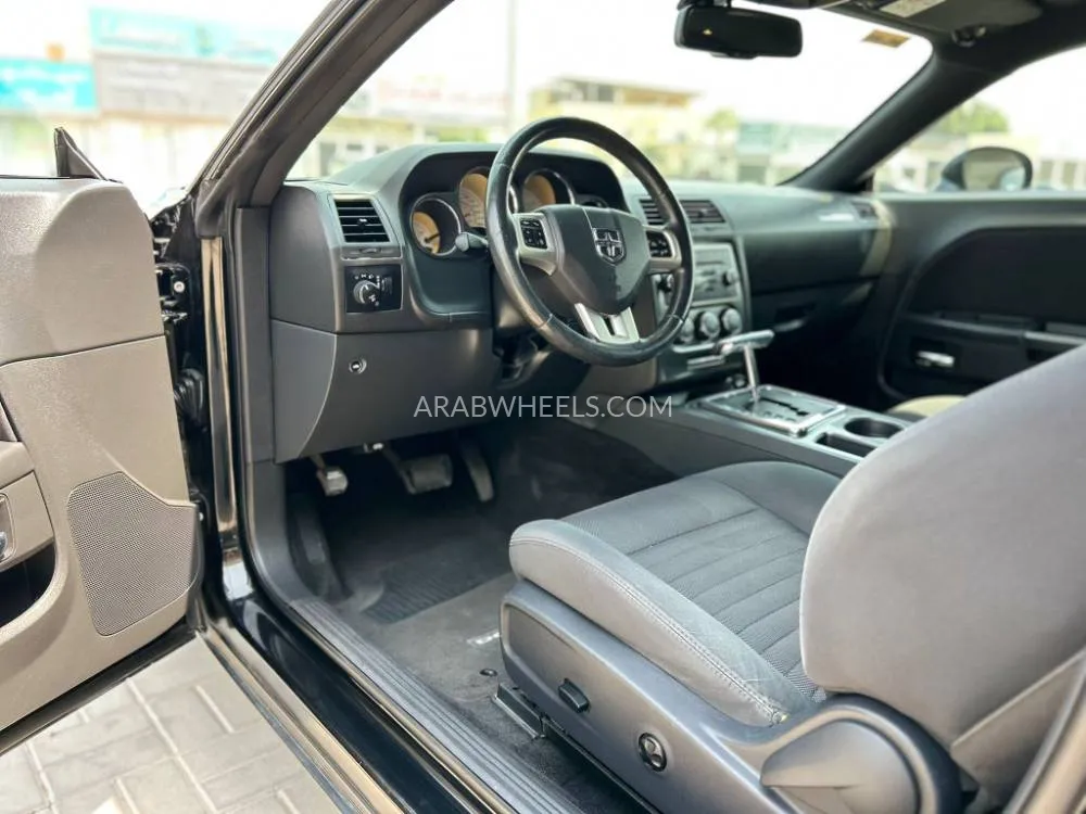 دودج تشالينجر 2013 for Sale in رأس الخيمة Image-9