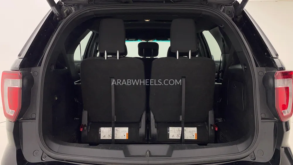 Ford Explorer 2017 for Sale in Dubai Image-27