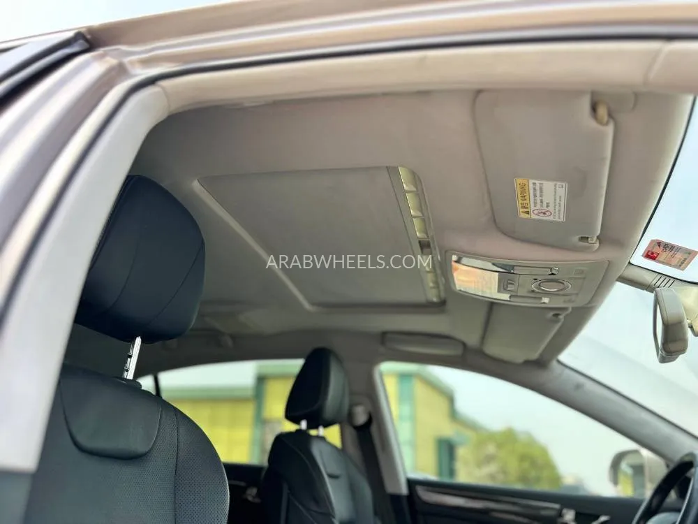 Hongqi HS7 2019 for Sale in Ras Al Khaimah Image-23