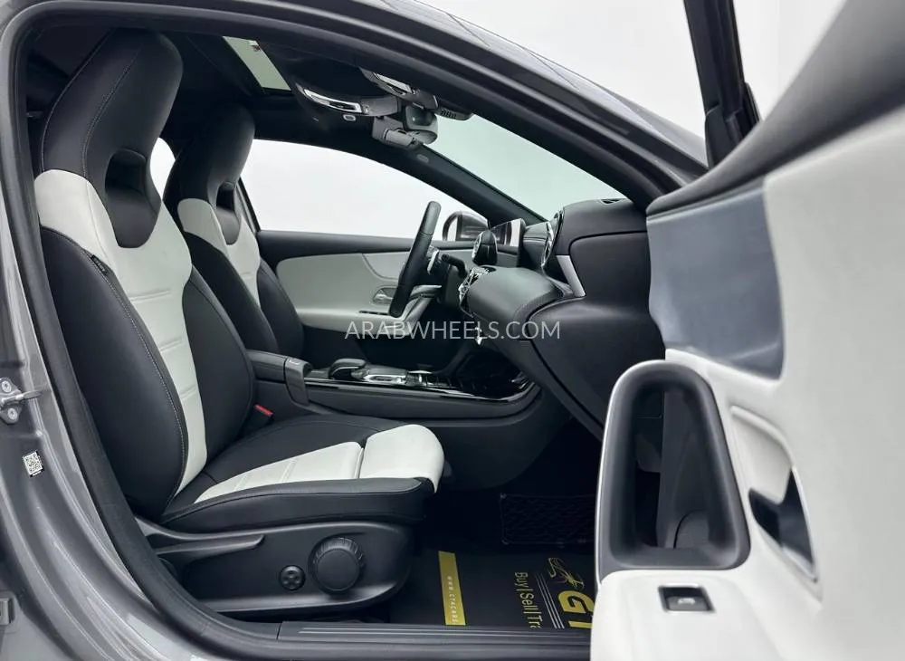 مرسيدس بنز كلاس A 2019 for Sale in دبي Image-6