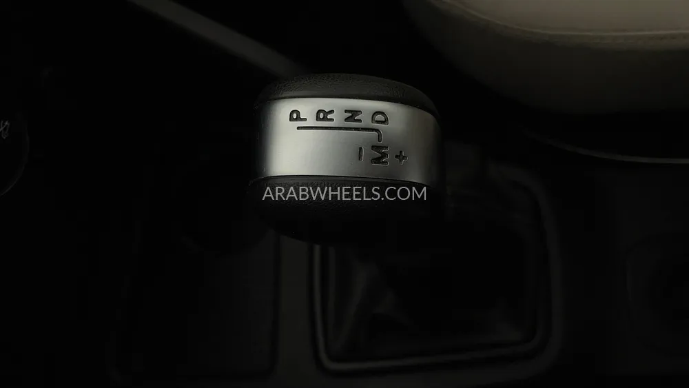 Renault Duster 2020 for Sale in Dubai Image-16