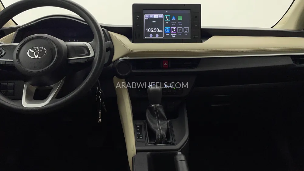 تويوتا يارس 2024 for Sale in دبي Image-14